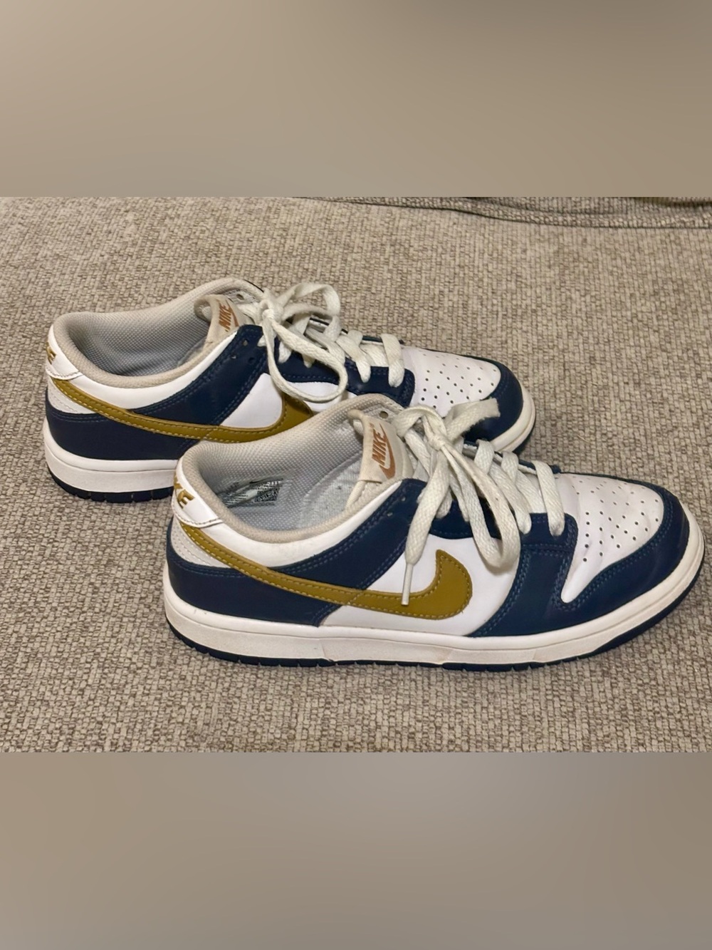 Kids Nike Dunks size 5.5 in Navy, White & Gold
